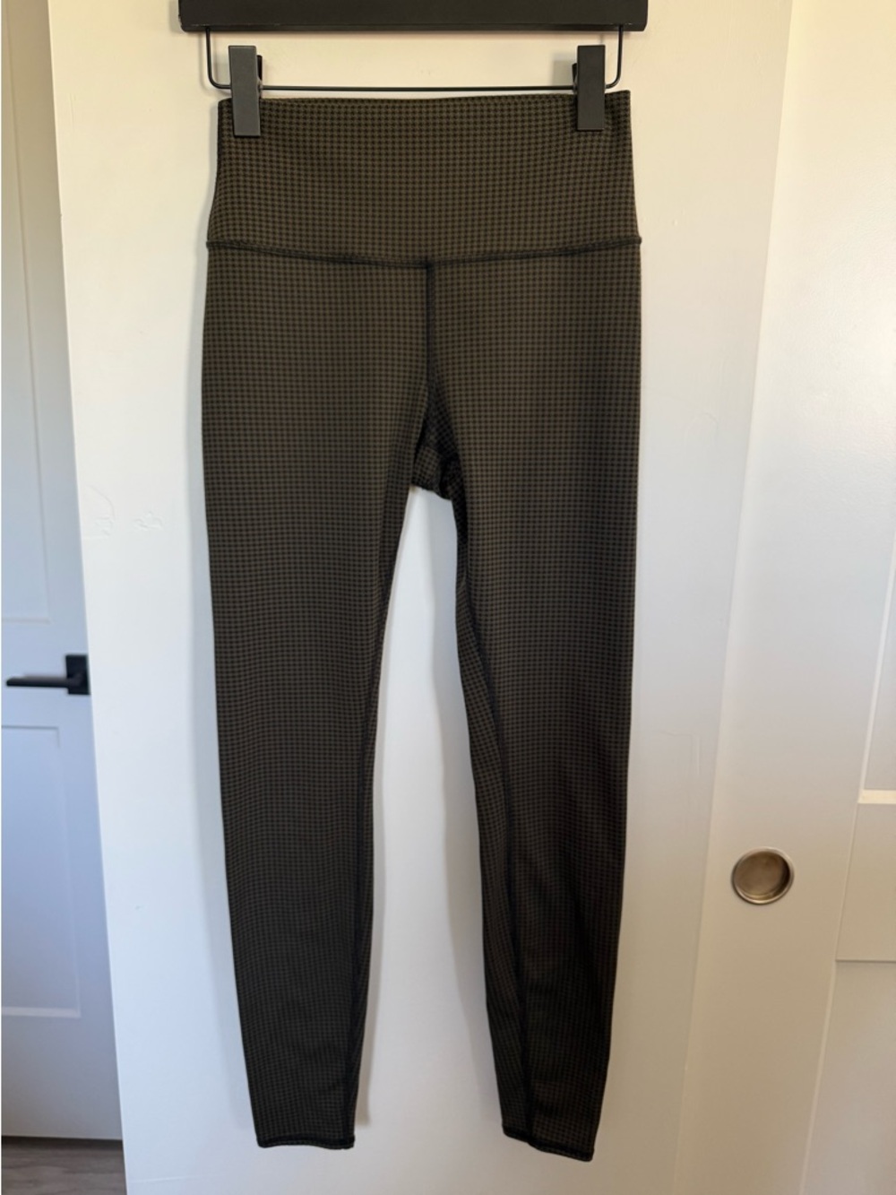 ALO Yoga High-Waist Vapor Micro Houndstooth Leggings Size M/L